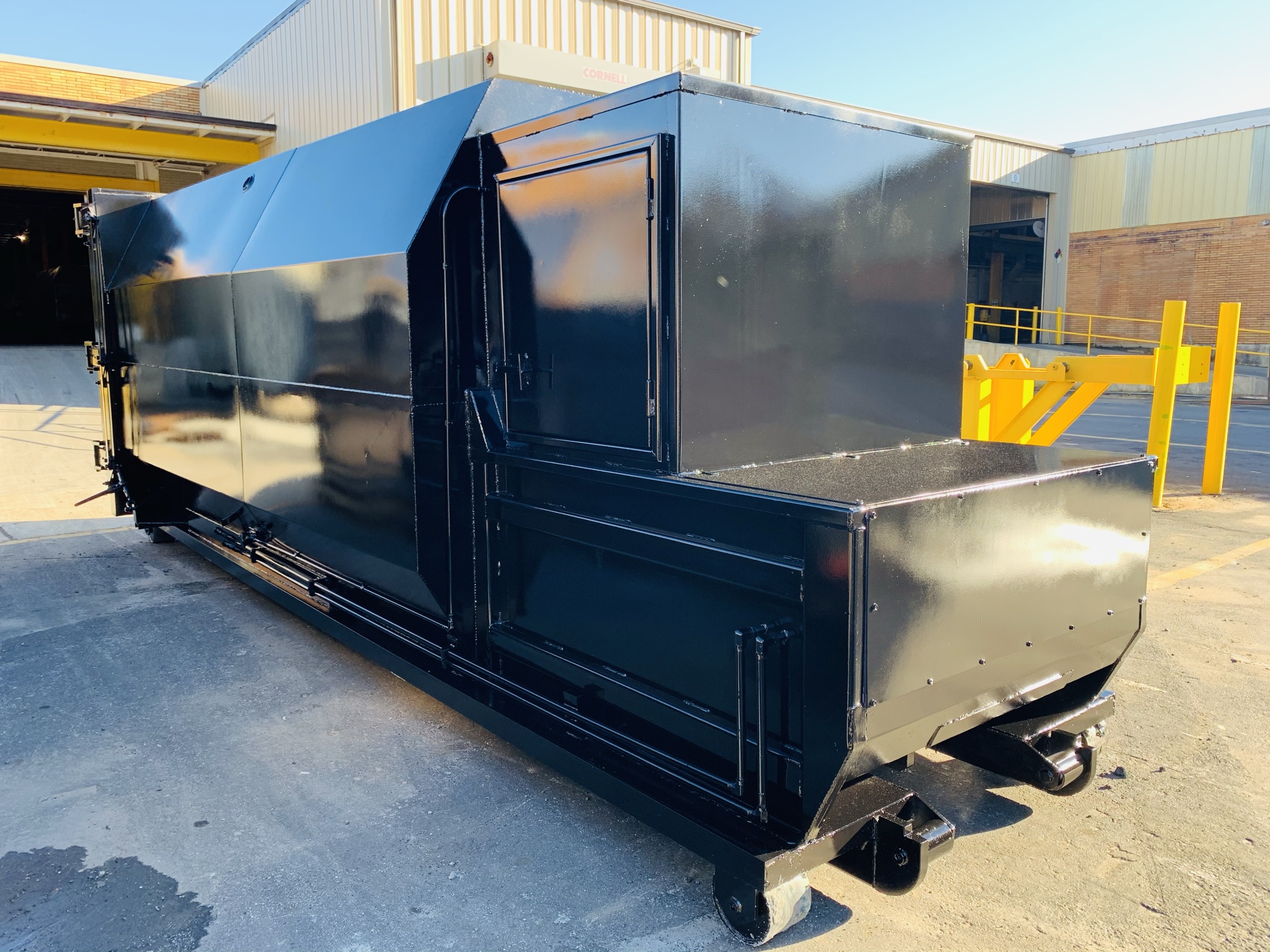 Bottom-Loaded Compactors: High-Volume Waste Safety